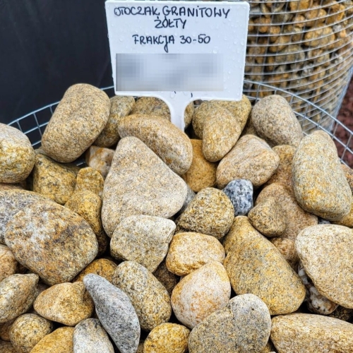 kamień-do-ogrodu-otoczak-granit-żółty 30-50.jpg