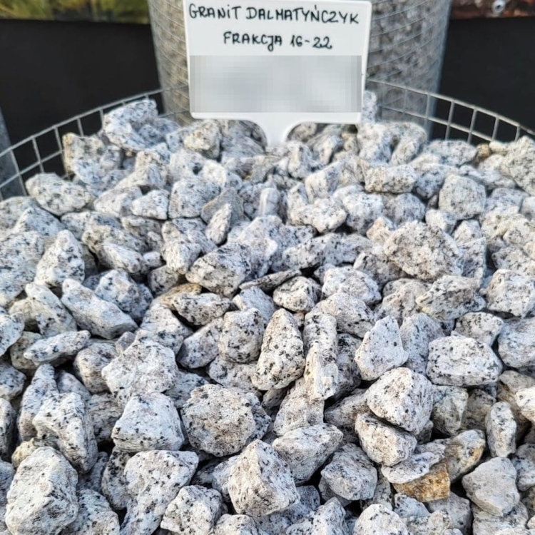 Grys-kamień-do-ogrodu-granit-dalmatyńczyk-16-22mm (1).jpg