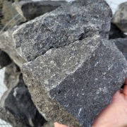 Kamień-Gabion-Granit-Szwed-80-120-Ogrodzenia (6).jpg